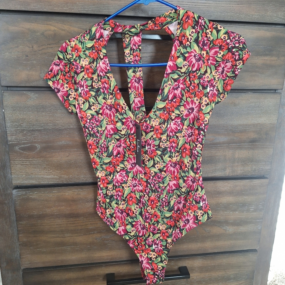 Lulus Floral V-Neck Bodysuit